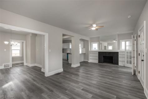 4940 E 106th Street Garfield Heights OH 44125