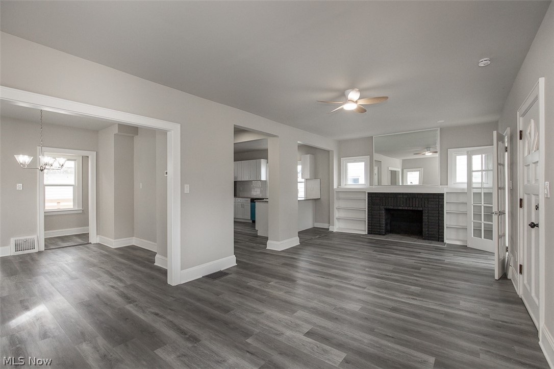 4940 E 106th Street Garfield Heights OH 44125