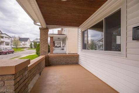 4940 E 106th Street Garfield Heights OH 44125