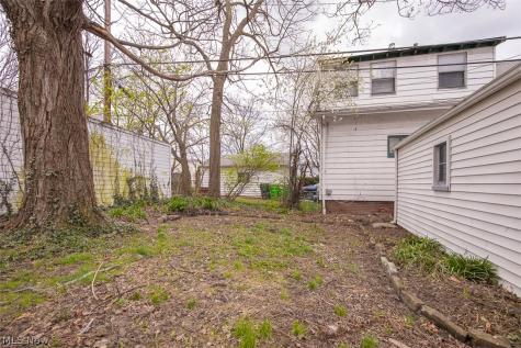 4940 E 106th Street Garfield Heights OH 44125