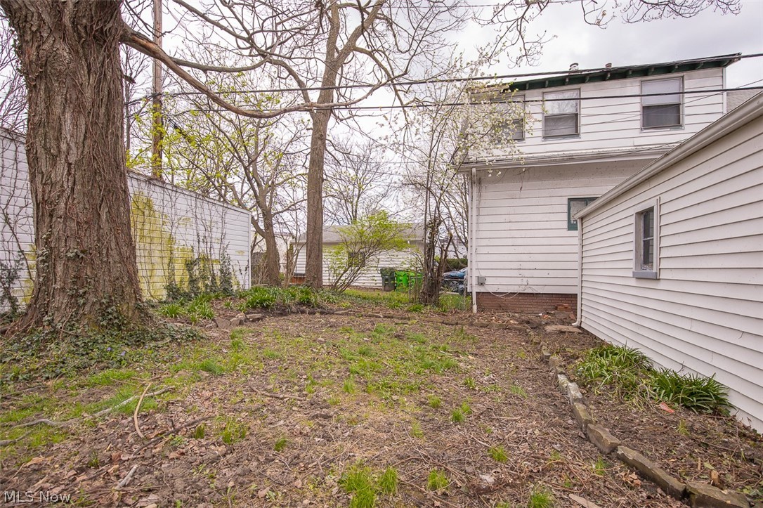 4940 E 106th Street Garfield Heights OH 44125