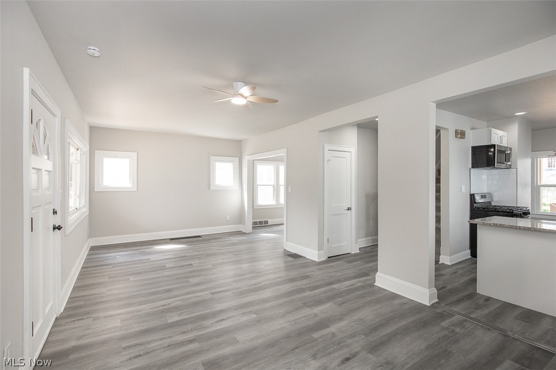 4940 E 106th Street Garfield Heights OH 44125