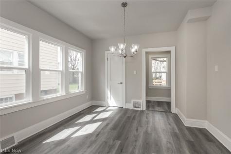 4940 E 106th Street Garfield Heights OH 44125