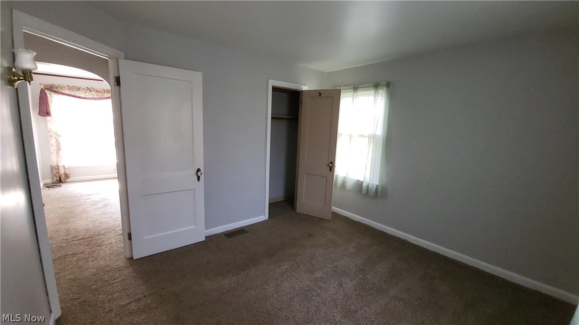 2520 Daleford Avenue NE Canton OH 44705