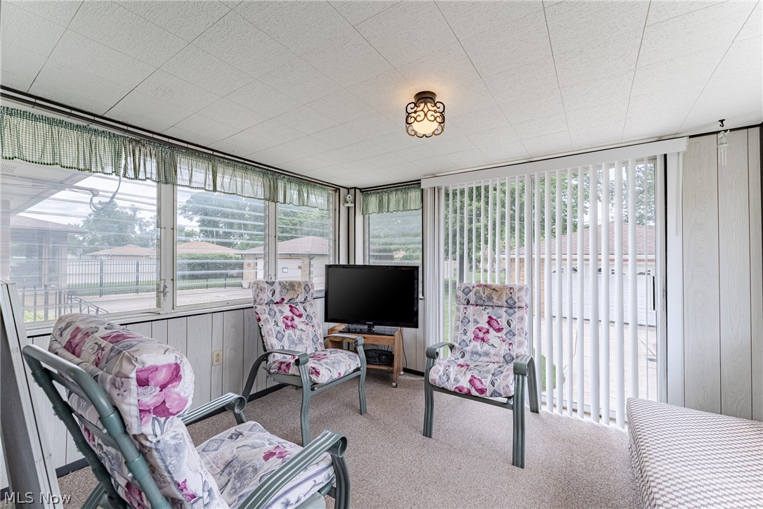 7635 Tamiami Drive Parma OH 44134