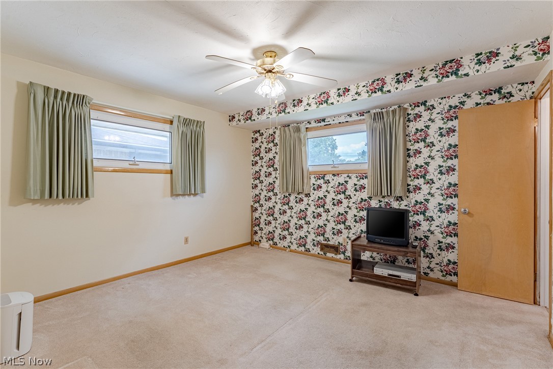 7635 Tamiami Drive Parma OH 44134