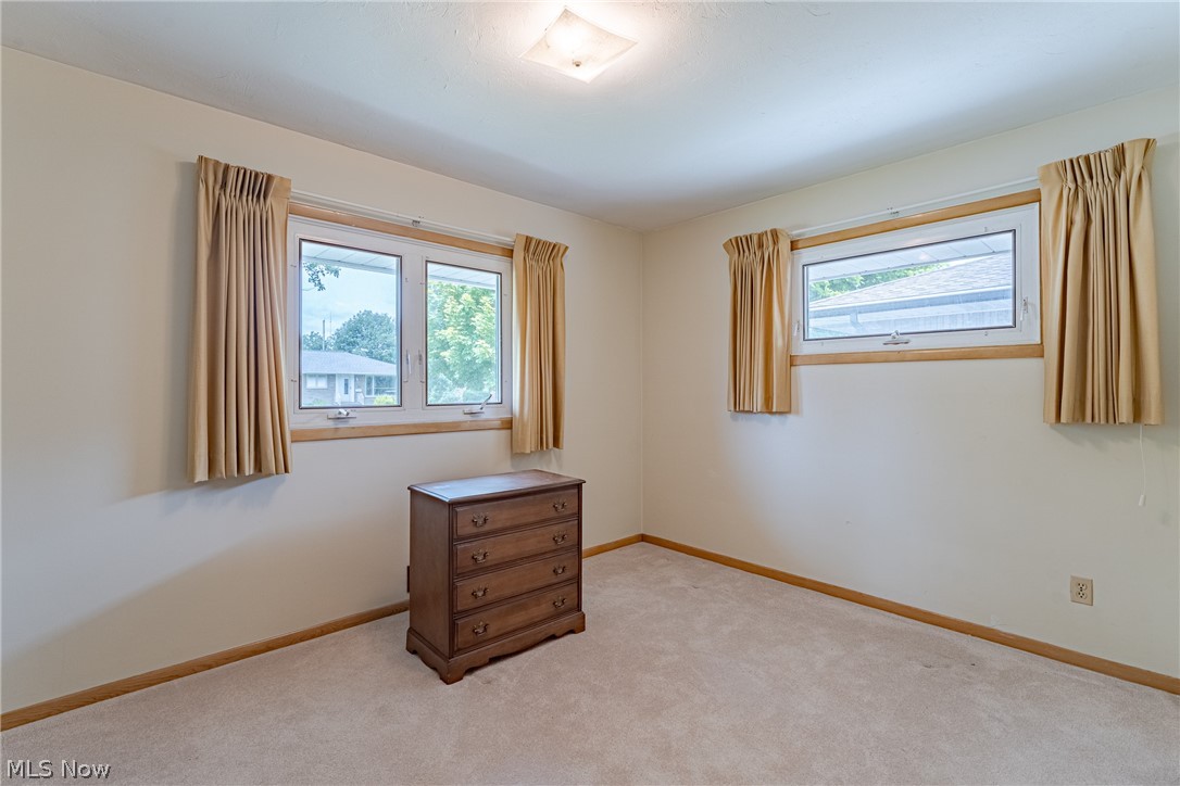 7635 Tamiami Drive Parma OH 44134