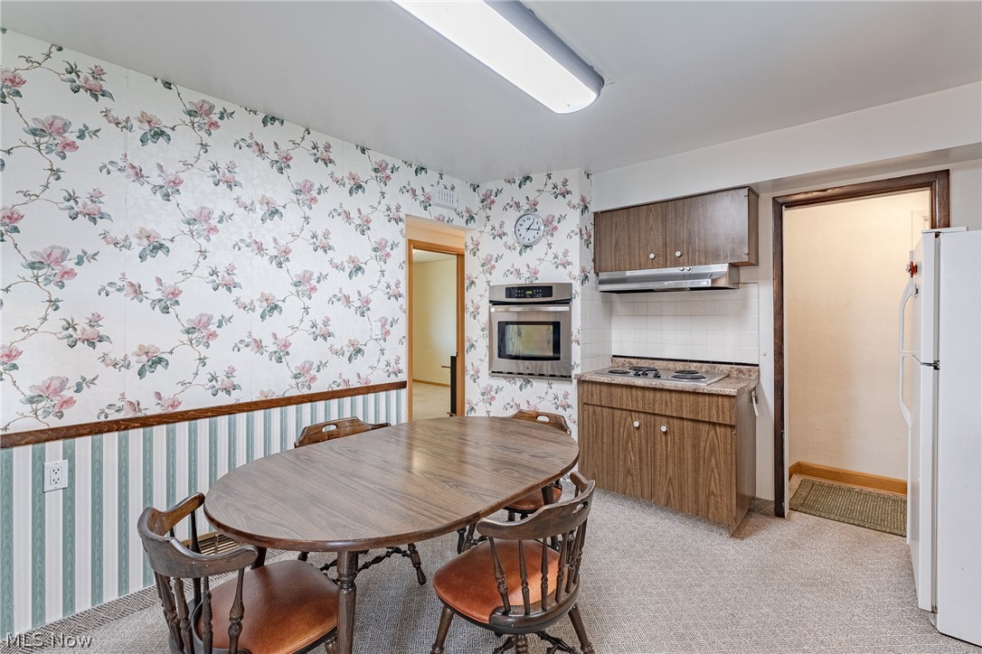 7635 Tamiami Drive Parma OH 44134