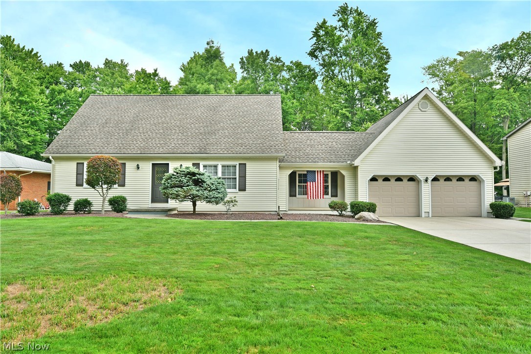 224 Old Oak Drive Cortland OH 44410