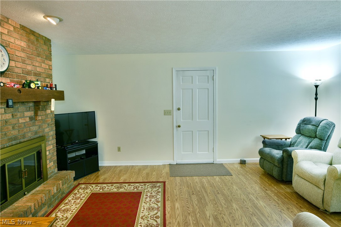 224 Old Oak Drive Cortland OH 44410
