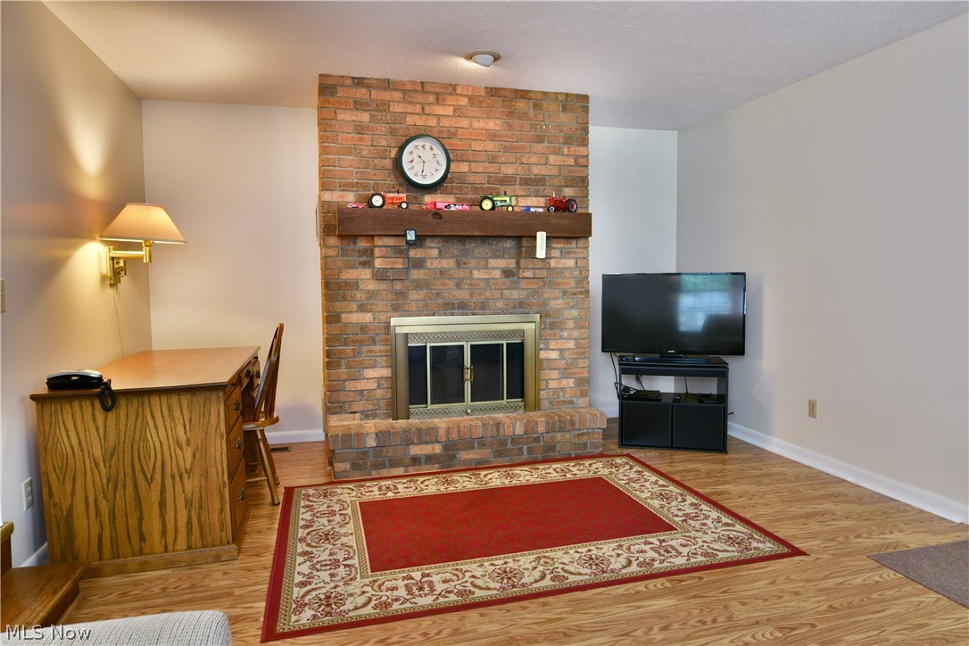 224 Old Oak Drive Cortland OH 44410