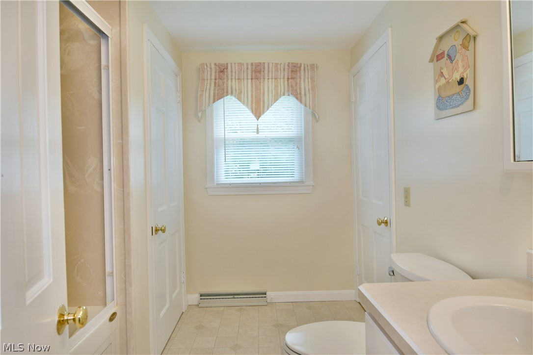 224 Old Oak Drive Cortland OH 44410