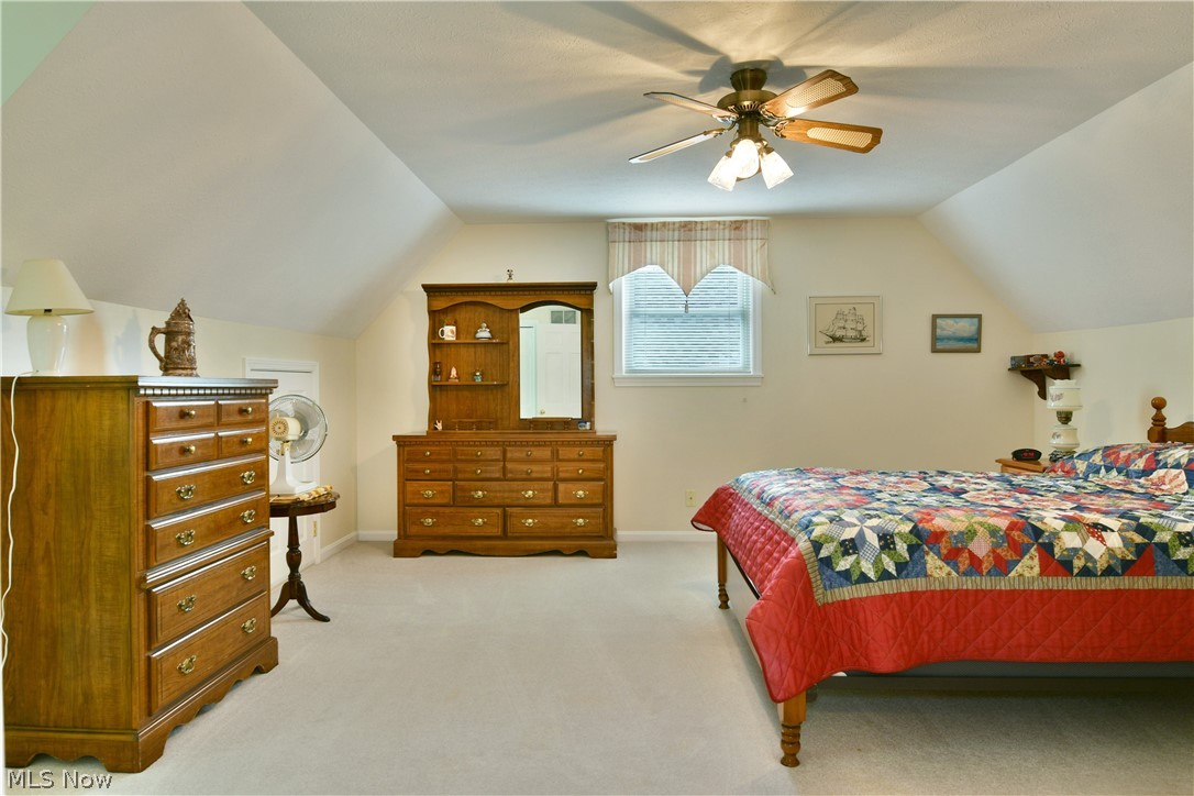 224 Old Oak Drive Cortland OH 44410
