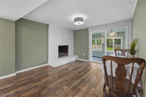 712 Mcdaniel Avenue Minerva OH 44657