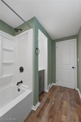 712 Mcdaniel Avenue Minerva OH 44657