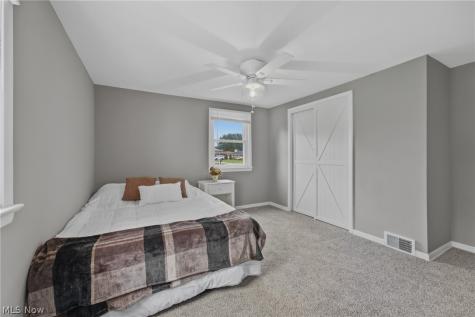 712 Mcdaniel Avenue Minerva OH 44657