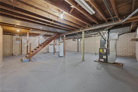 712 Mcdaniel Avenue Minerva OH 44657