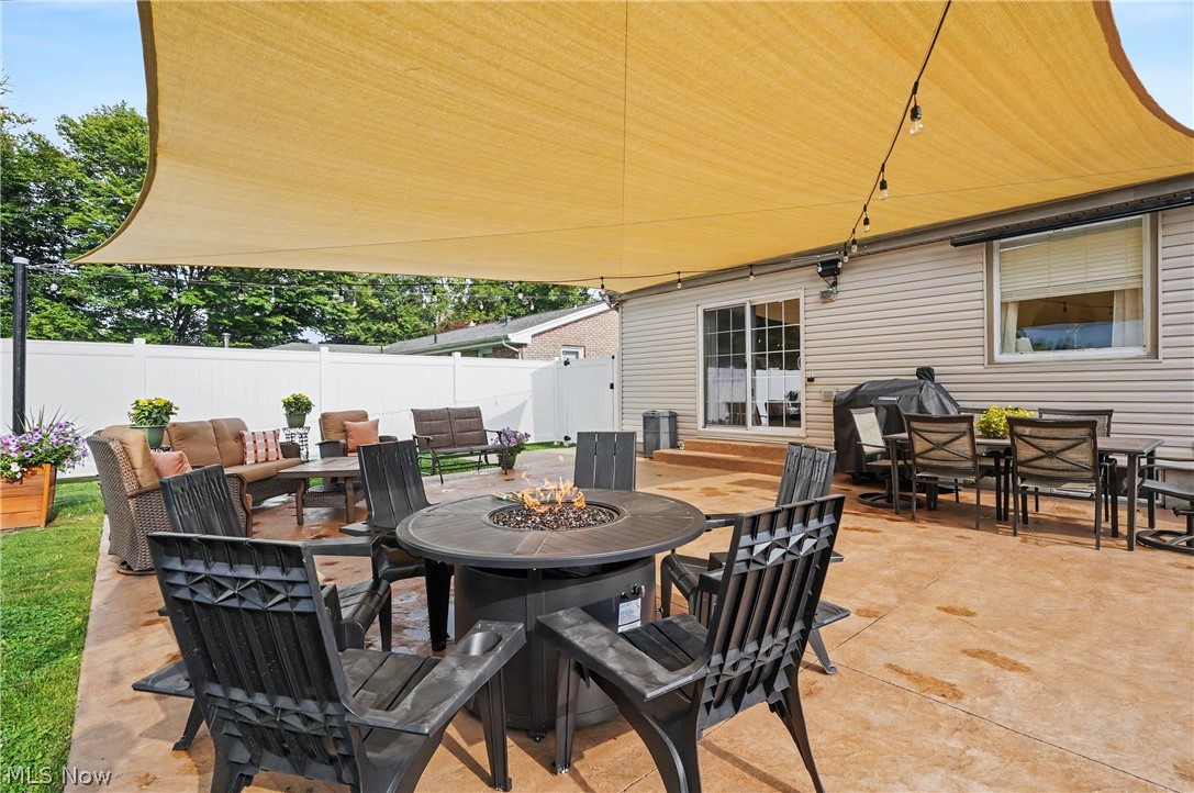 118 Robinwood Drive New Middletown OH 44442