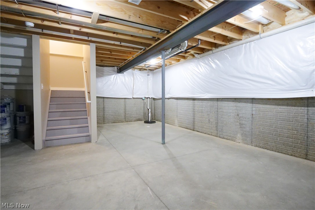 1227 Bell Road Cuyahoga Heights OH 44022