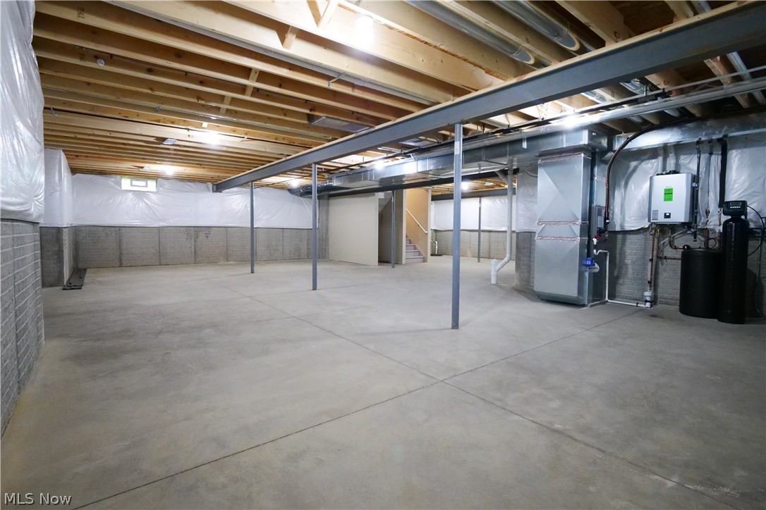 1227 Bell Road Cuyahoga Heights OH 44022