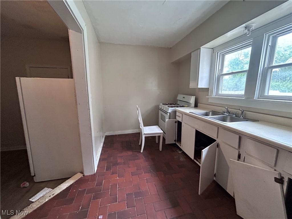 837 Yale Street Akron OH 44311