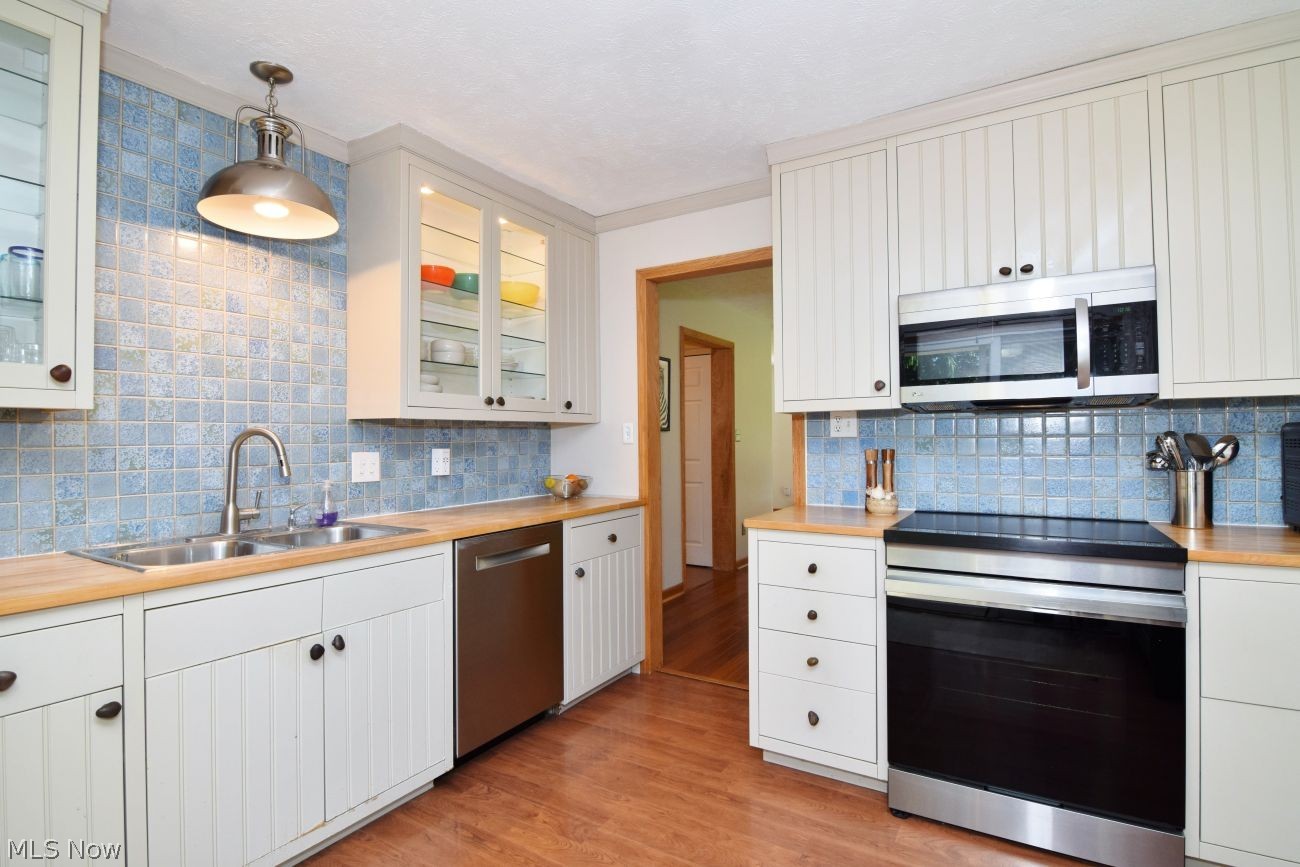 240 Claridon Road Chardon OH 44024