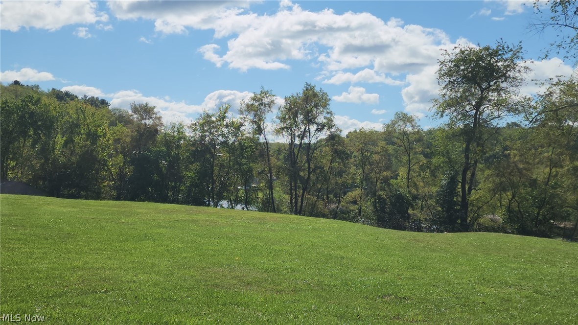 1170 Dillworth Road East Liverpool OH 43920