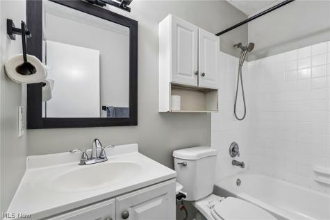 8278 Dallas Drive Mentor OH 44060