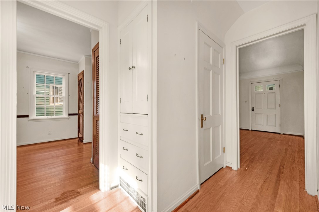 607 Humiston Drive Bay Village OH 44140