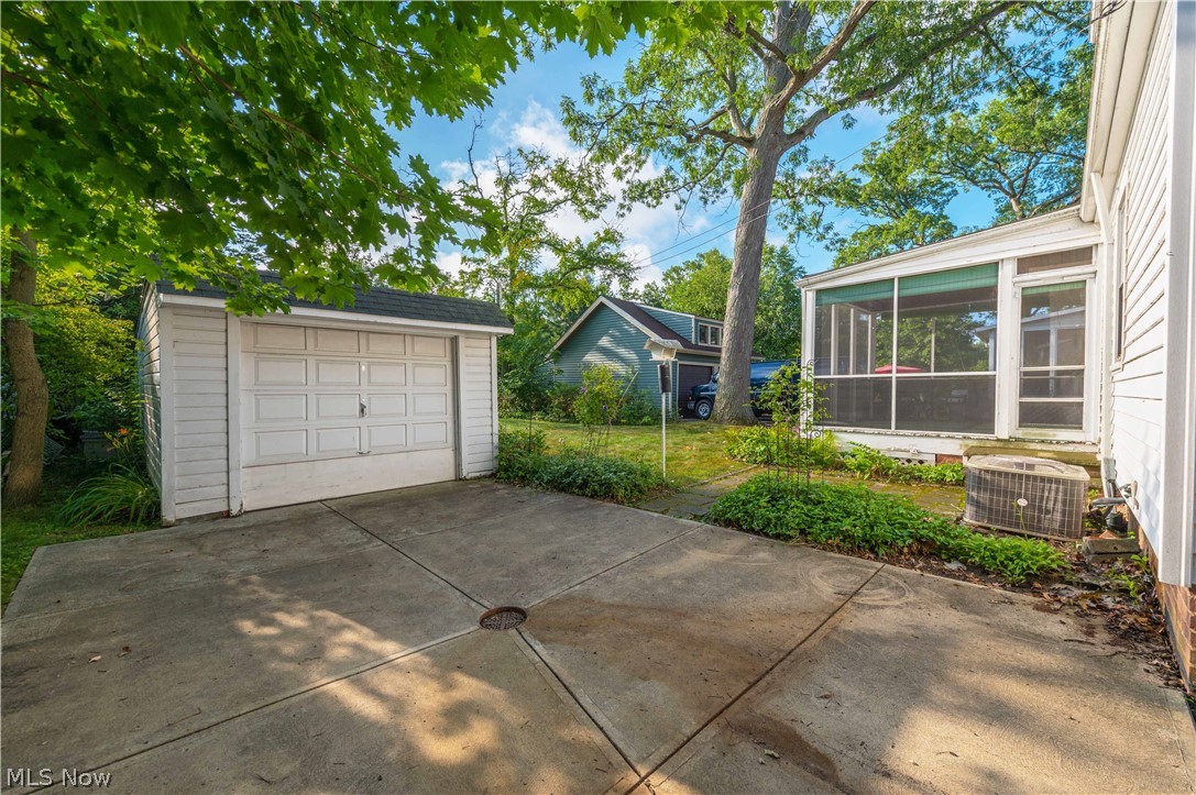607 Humiston Drive Bay Village OH 44140