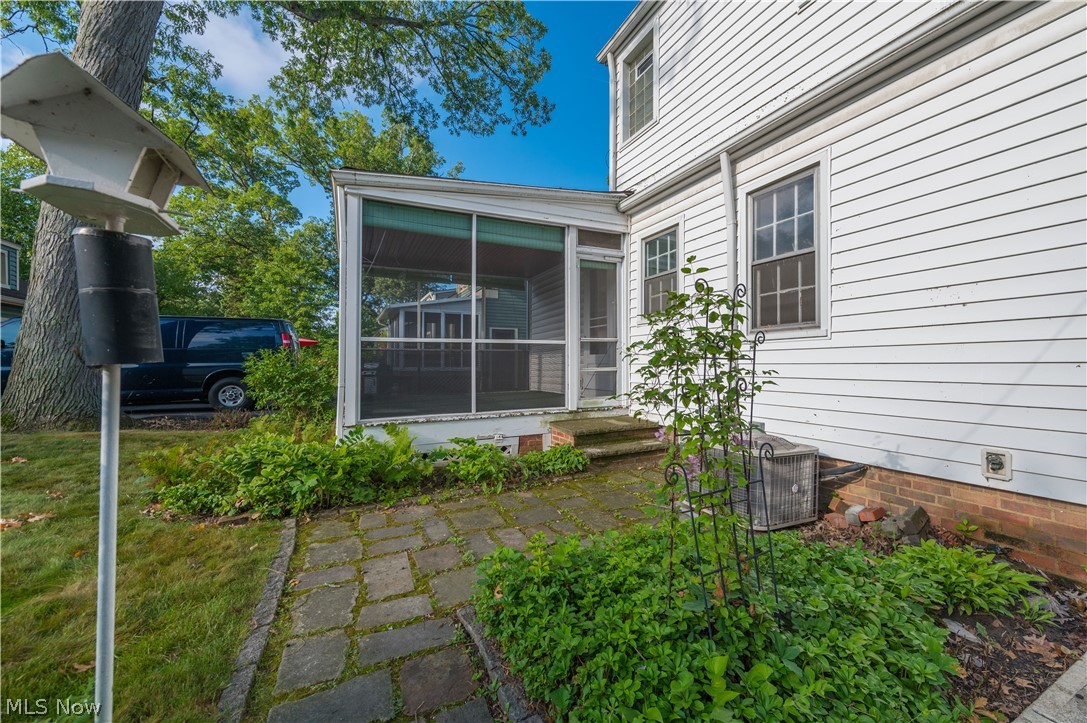 607 Humiston Drive Bay Village OH 44140