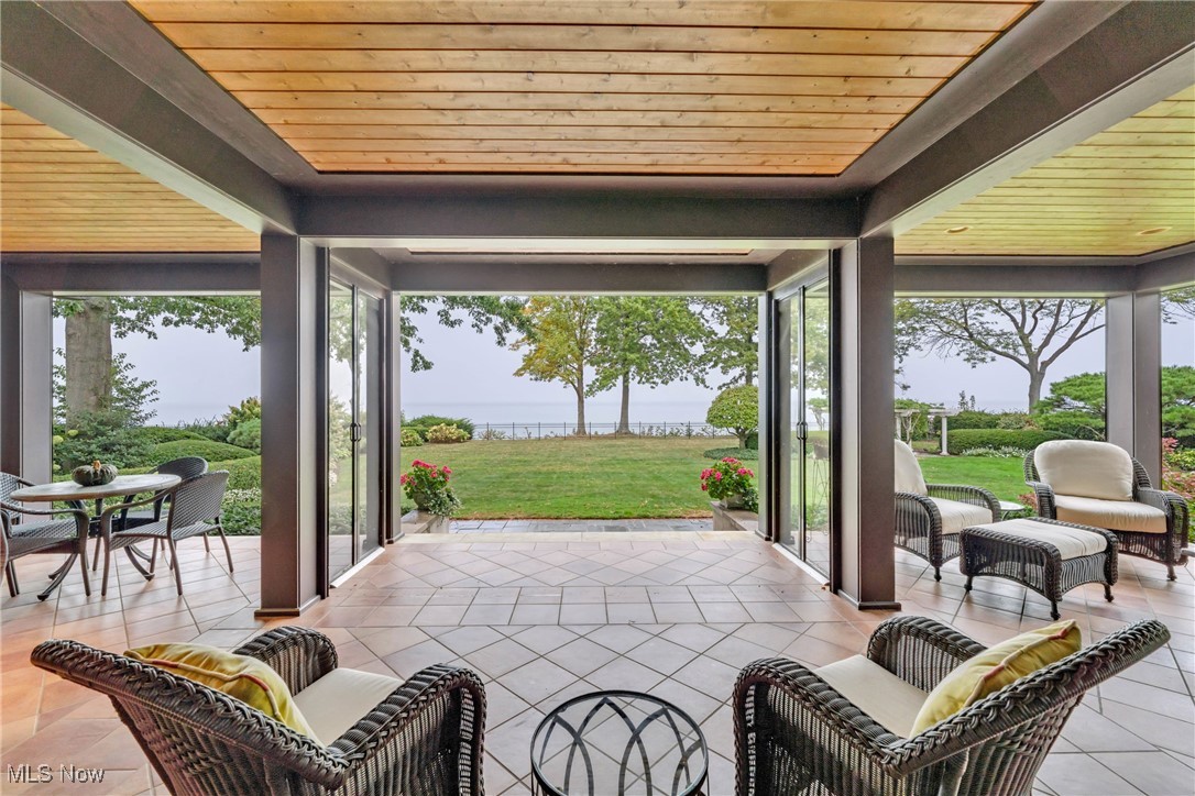 17820 Lake Avenue Lakewood OH 44107