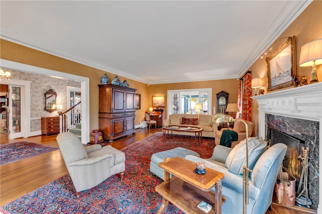 17820 Lake Avenue Lakewood OH 44107