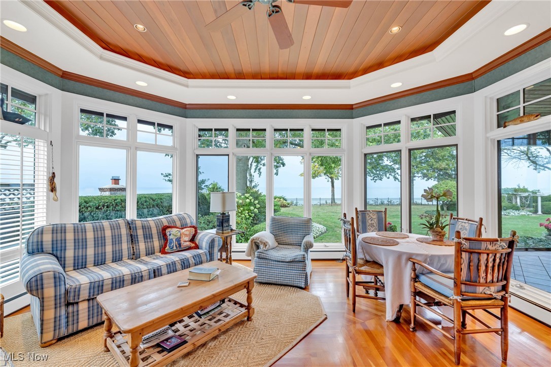 17820 Lake Avenue Lakewood OH 44107