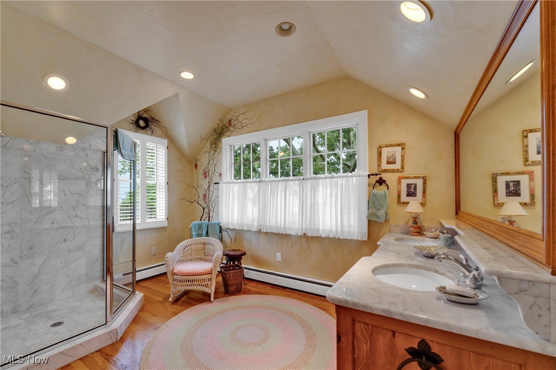 17820 Lake Avenue Lakewood OH 44107