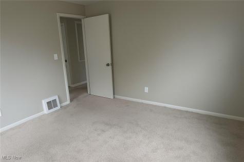30325 Mildred Drive Willowick OH 44095