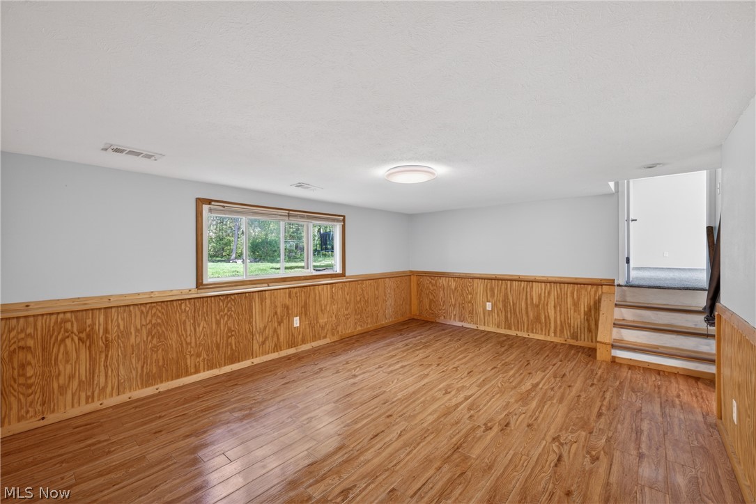 6588 Glenallen Avenue Solon OH 44139