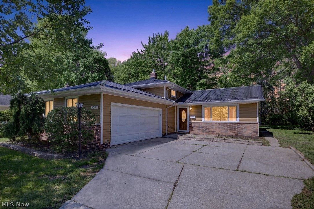6588 Glenallen Avenue Solon OH 44139