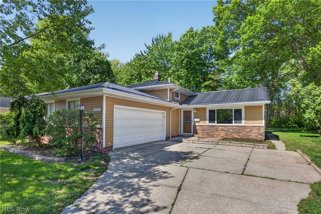 6588 Glenallen Avenue Solon OH 44139