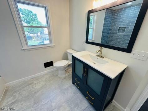 311 E 241st Street E Euclid OH 44123
