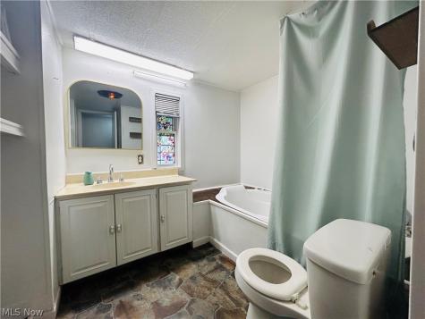 12307 Honeylocust Lane Garrettsville OH 44231