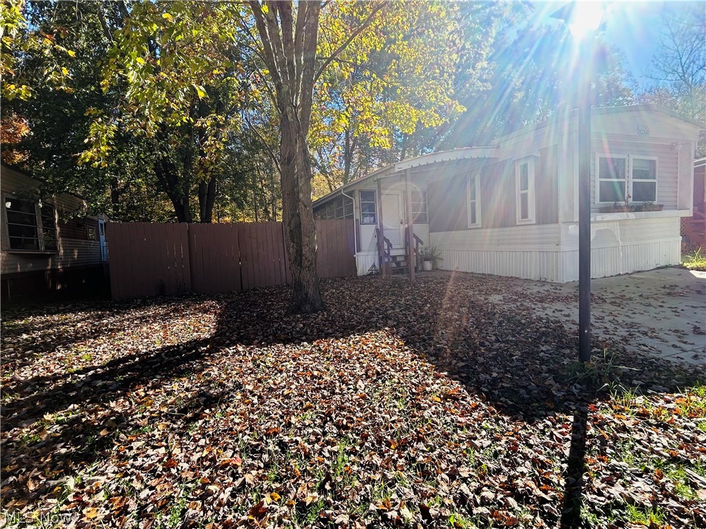 12307 Honeylocust Lane Garrettsville OH 44231