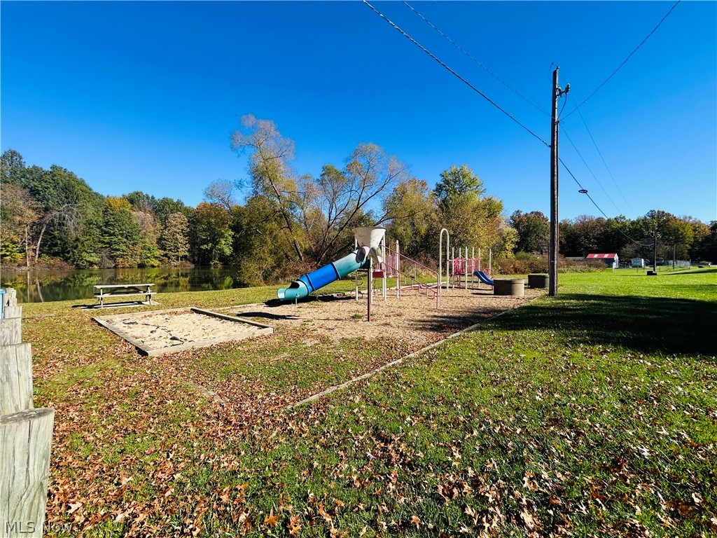 12307 Honeylocust Lane Garrettsville OH 44231