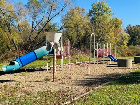 12307 Honeylocust Lane Garrettsville OH 44231