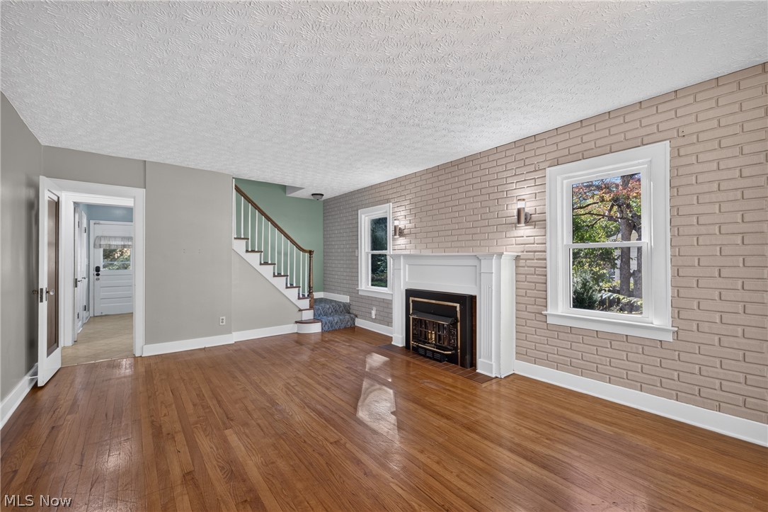 2066 Waycross Avenue Akron OH 44320