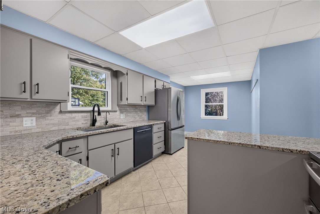 2066 Waycross Avenue Akron OH 44320
