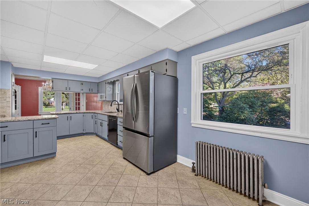2066 Waycross Avenue Akron OH 44320