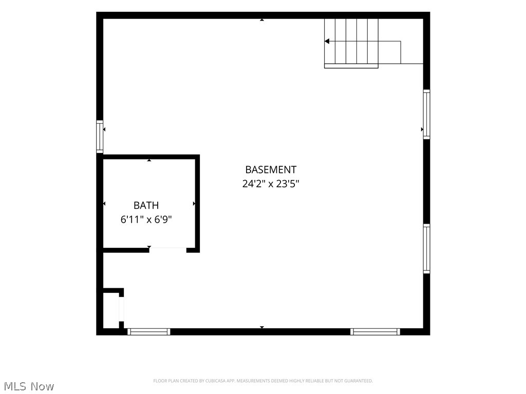 2066 Waycross Avenue Akron OH 44320