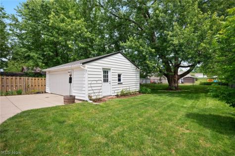 1631 Brainard Road Lyndhurst OH 44124