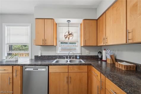 1631 Brainard Road Lyndhurst OH 44124